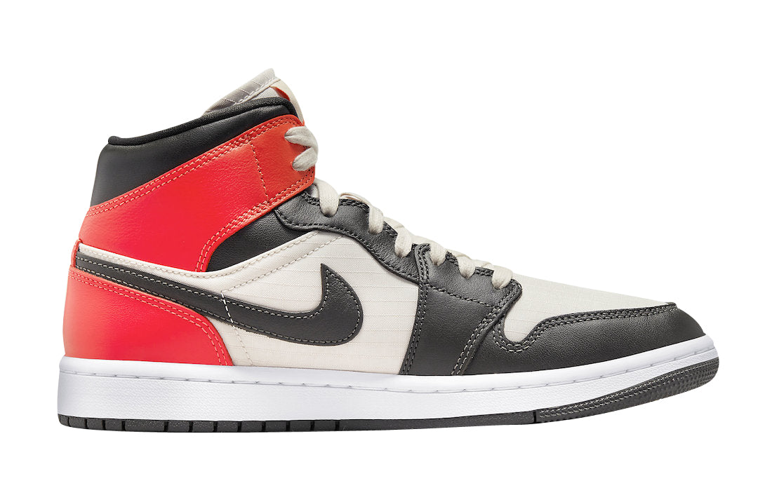 Air Jordan 1 Retro Mid SE ‘Newsprint’ (Womens)